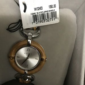 Woman Gucci Watch